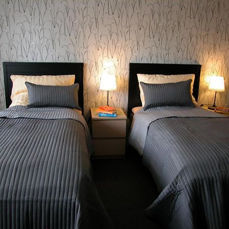 Bed and Breakfast Cafe Bistro Moccacino Eksharad Экстерьер фото